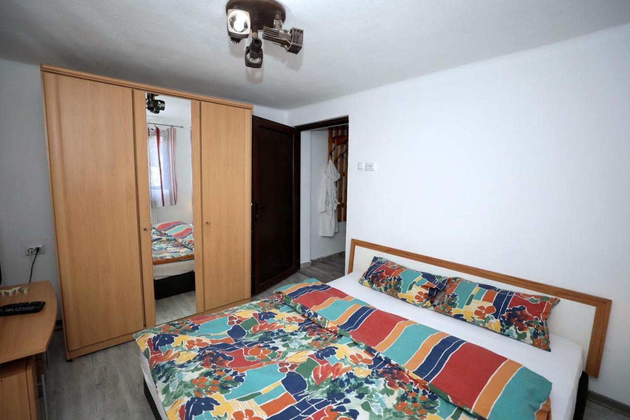 Arad Apartment - Airport Area Exterior foto